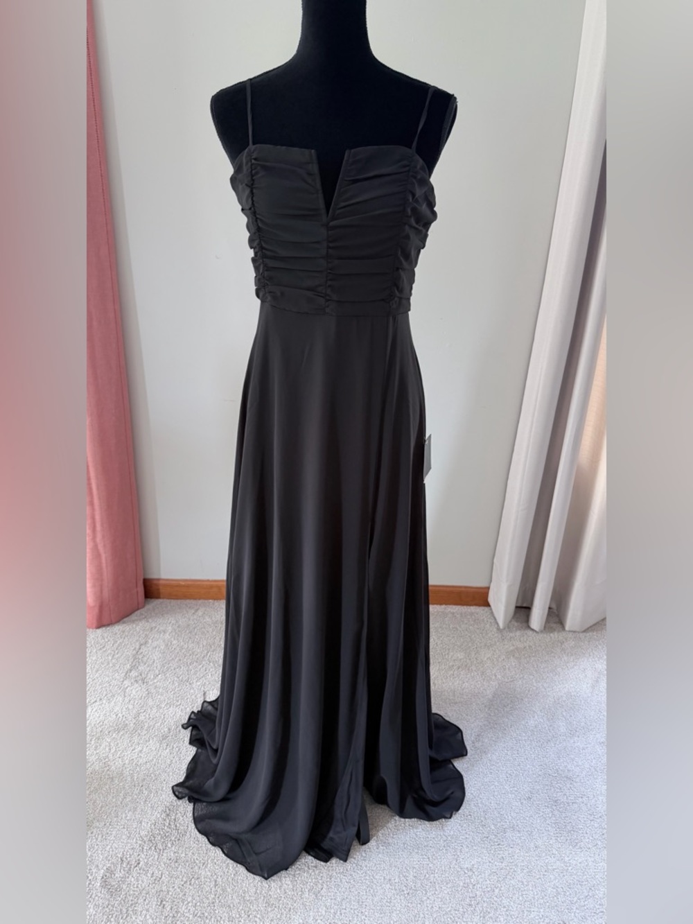 NWT Lulus Black Spaghetti-Strap Maxi Dress with Front Slit Medium - Picture 4 of 8